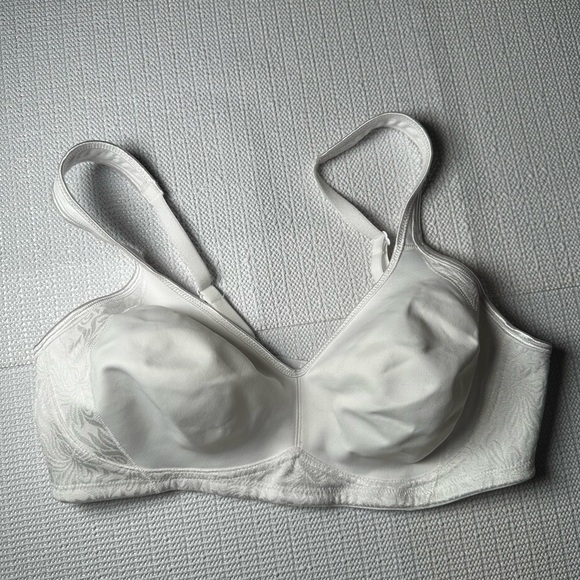Playtex 18 Hour Full Figure Coverage Stylish Support Lined Wireless Bra 38B - Picture 2 of 10